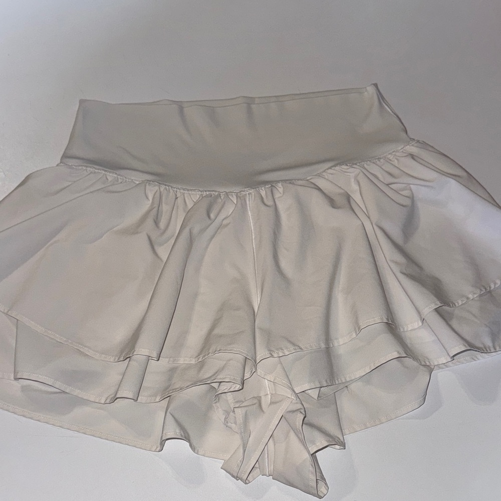 Aerie White Offline Women's Athletic Ruffled Skort‎